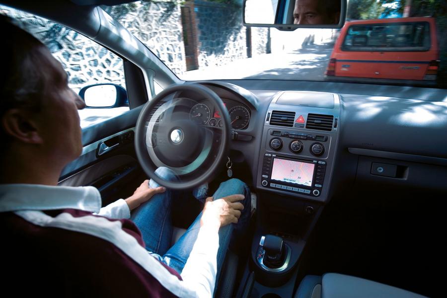  Volkswagen Touran 2007 года  (фото 40 из 74)